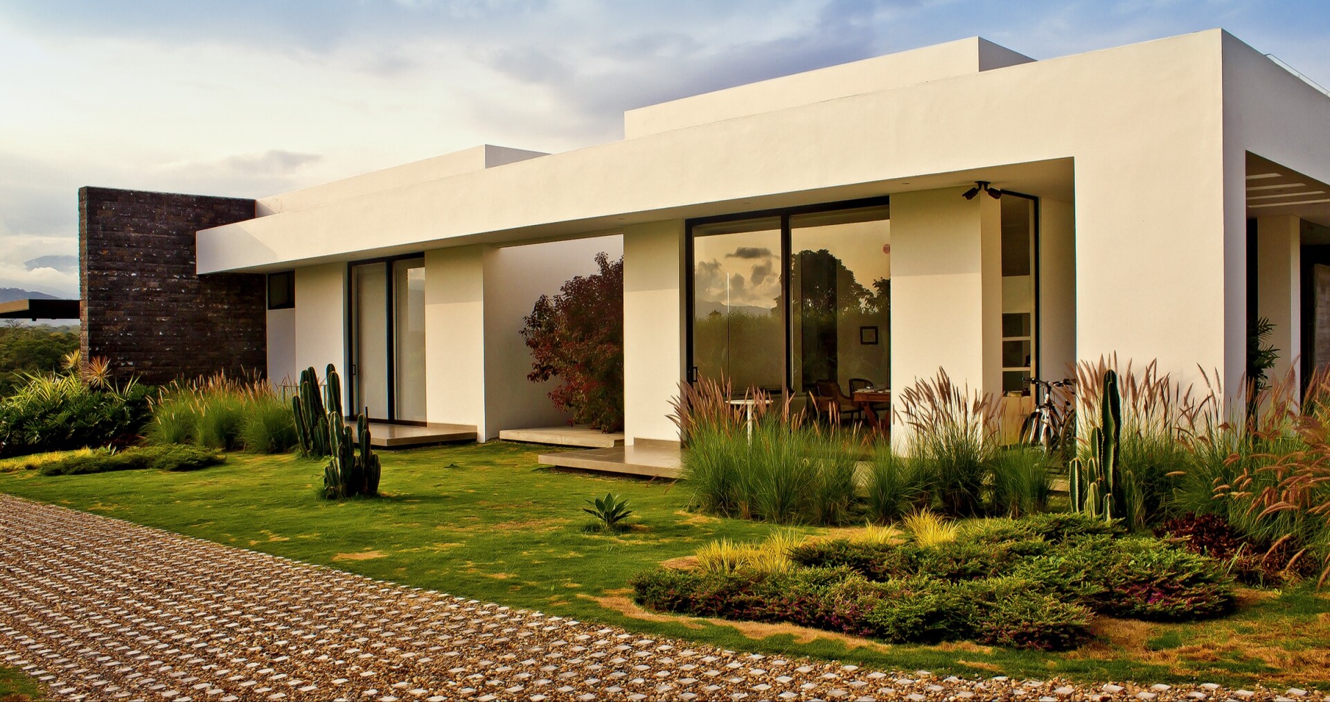 Proyectamos,  Diseñamos y Construimos.